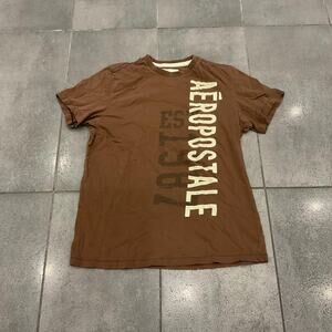 Brown aeropostale t shirt preloved printed